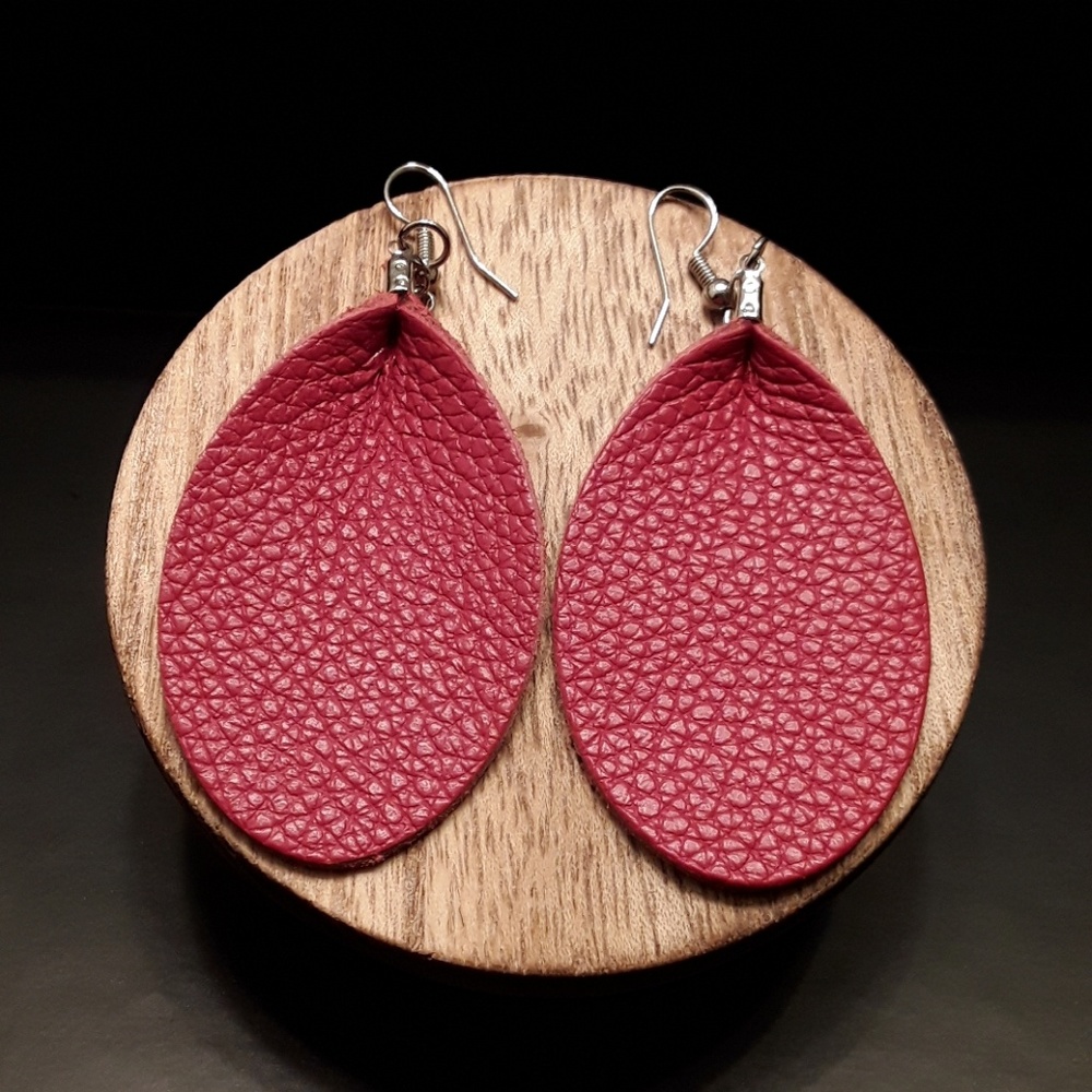 /NEW Red Genuine Leather Free Flow Teardrops - Picture 5 of 8